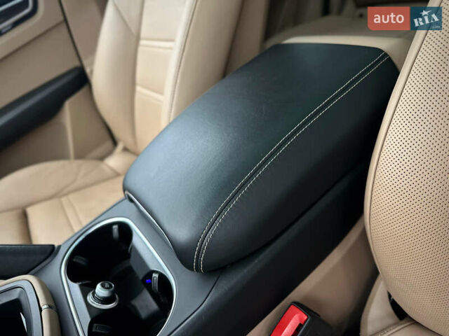 Белый Порше Каен, объемом двигателя 3 л и пробегом 179 тыс. км за 47800 $, фото 37 на Automoto.ua