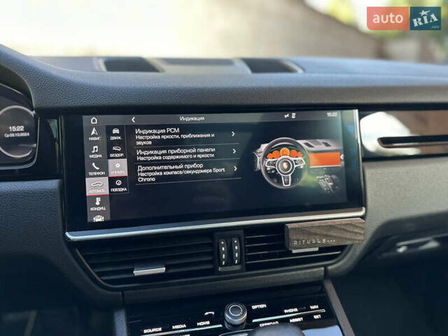 Белый Порше Каен, объемом двигателя 3 л и пробегом 105 тыс. км за 48500 $, фото 34 на Automoto.ua