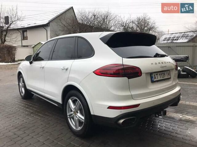 Білий Порше Cayenne, об'ємом двигуна 3.6 л та пробігом 89 тис. км за 32900 $, фото 2 на Automoto.ua