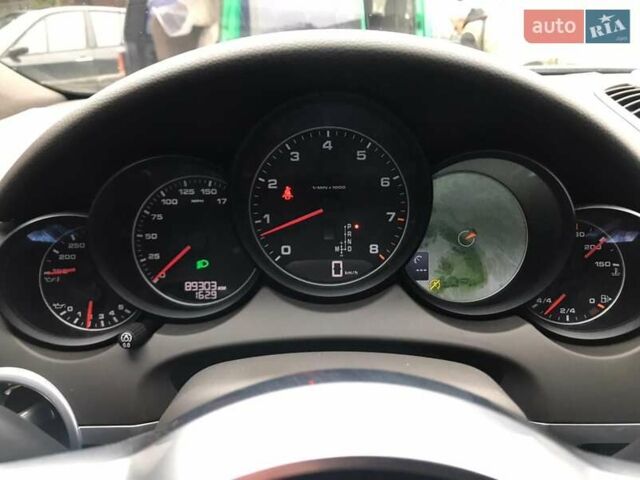 Білий Порше Cayenne, об'ємом двигуна 3.6 л та пробігом 89 тис. км за 32900 $, фото 62 на Automoto.ua