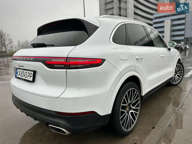 Белый Порше Каен, объемом двигателя 3 л и пробегом 179 тыс. км за 47800 $, фото 9 на Automoto.ua