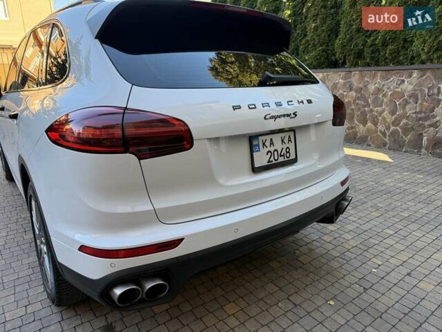 Білий Порше Cayenne, об'ємом двигуна 3.6 л та пробігом 111 тис. км за 31000 $, фото 18 на Automoto.ua