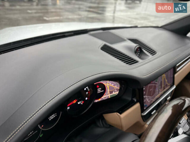 Белый Порше Каен, объемом двигателя 3 л и пробегом 179 тыс. км за 47800 $, фото 39 на Automoto.ua