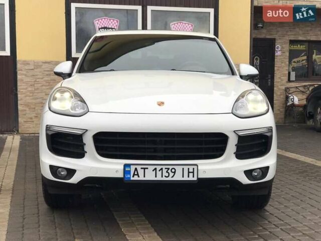 Білий Порше Cayenne, об'ємом двигуна 3.6 л та пробігом 89 тис. км за 32900 $, фото 1 на Automoto.ua