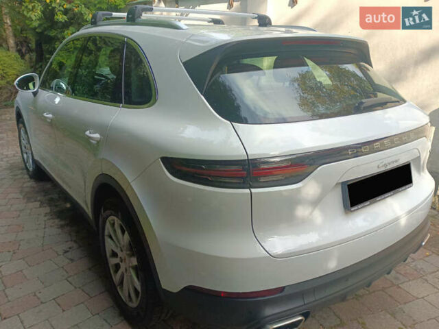 Білий Порше Cayenne, об'ємом двигуна 3 л та пробігом 90 тис. км за 48339 $, фото 4 на Automoto.ua