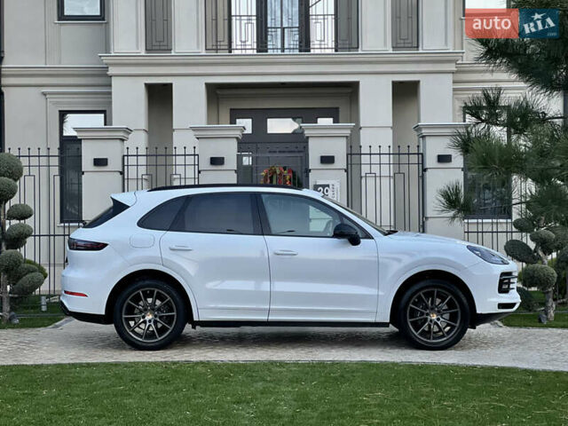 Порше Cayenne 2018 у Одесі на Automoto.ua Білий Порше Cayenne, об'ємом двигуна 3 л та пробігом 32 тис. км за 52000 $, фото 19 на Automoto.ua
