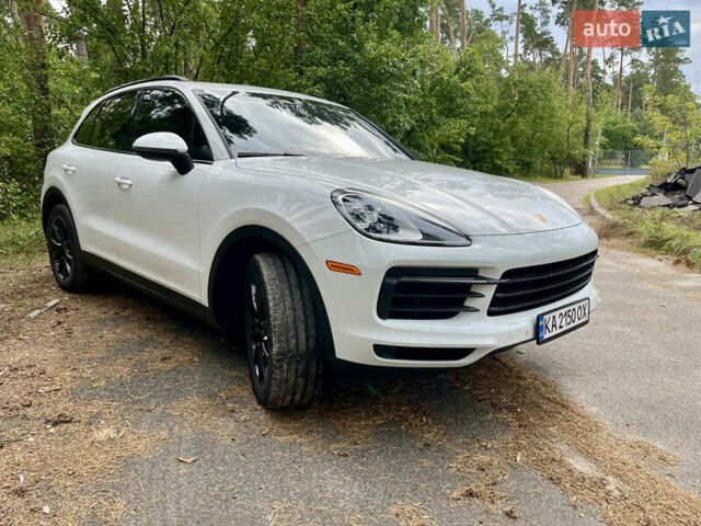 Белый Порше Каен, объемом двигателя 2.89 л и пробегом 121 тыс. км за 57000 $, фото 79 на Automoto.ua