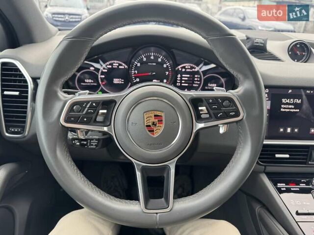 Білий Порше Cayenne, об'ємом двигуна 3 л та пробігом 33 тис. км за 59900 $, фото 37 на Automoto.ua