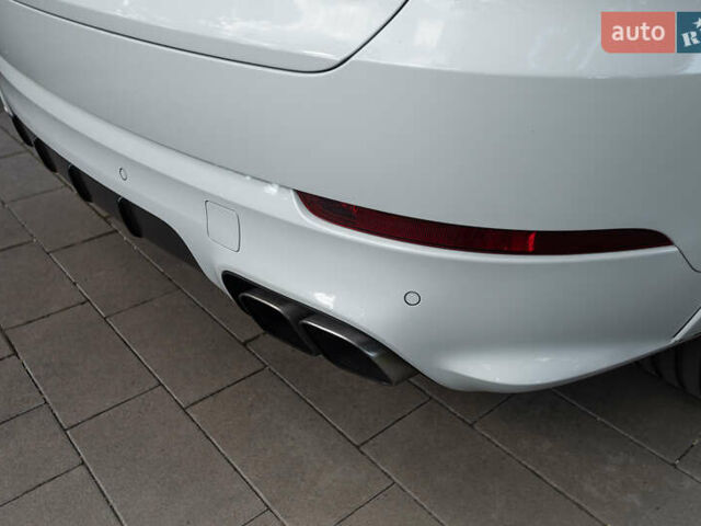 Белый Порше Каен, объемом двигателя 4 л и пробегом 36 тыс. км за 105000 $, фото 4 на Automoto.ua