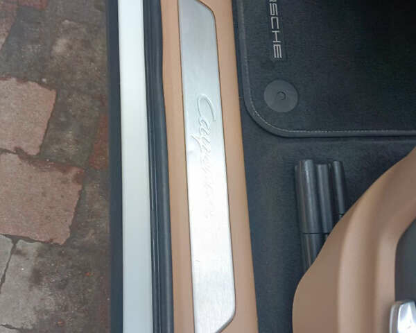 Білий Порше Cayenne, об'ємом двигуна 3 л та пробігом 90 тис. км за 48339 $, фото 16 на Automoto.ua