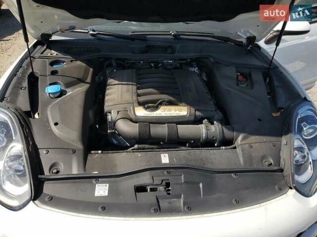 Білий Порше Cayenne, об'ємом двигуна 3.6 л та пробігом 69 тис. км за 11400 $, фото 11 на Automoto.ua