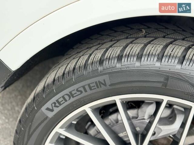 Білий Порше Cayenne, об'ємом двигуна 3 л та пробігом 90 тис. км за 49999 $, фото 10 на Automoto.ua