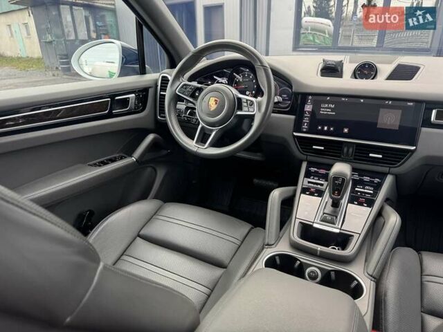 Білий Порше Cayenne, об'ємом двигуна 3 л та пробігом 33 тис. км за 59900 $, фото 53 на Automoto.ua