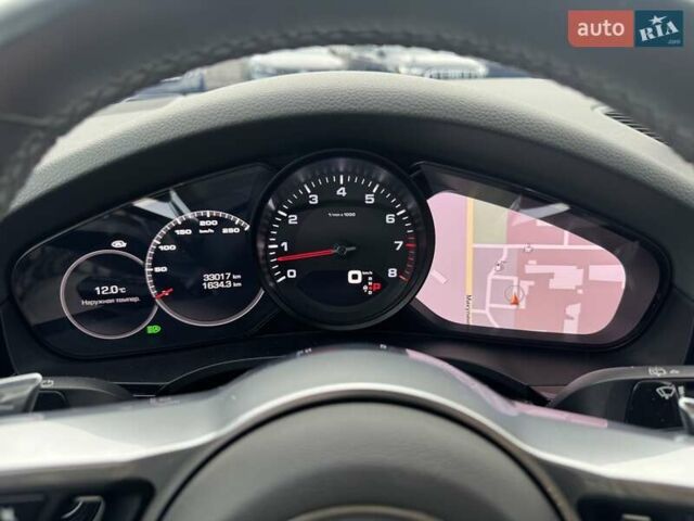 Білий Порше Cayenne, об'ємом двигуна 3 л та пробігом 33 тис. км за 59900 $, фото 5 на Automoto.ua