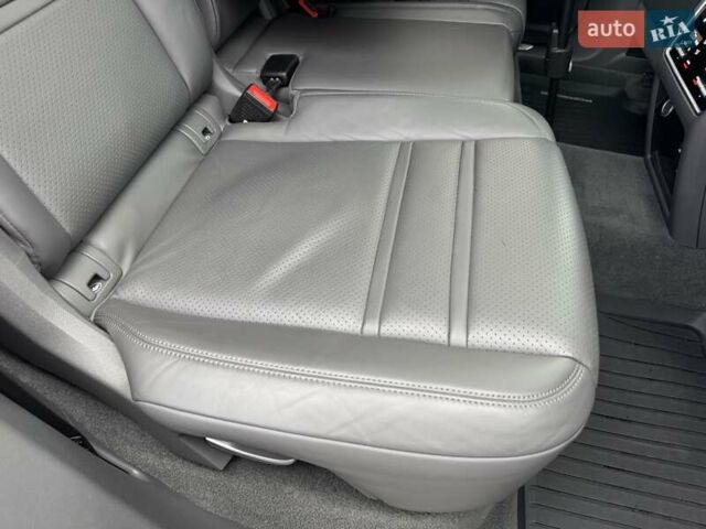 Білий Порше Cayenne, об'ємом двигуна 3 л та пробігом 33 тис. км за 59900 $, фото 56 на Automoto.ua