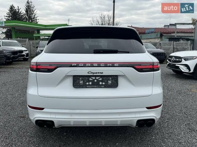 Білий Порше Cayenne, об'ємом двигуна 3 л та пробігом 33 тис. км за 59900 $, фото 11 на Automoto.ua