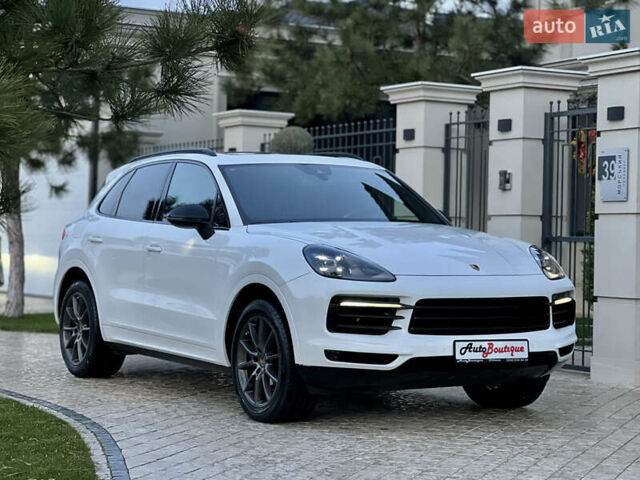 Порше Cayenne 2018 у Одесі на Automoto.ua Білий Порше Cayenne, об'ємом двигуна 3 л та пробігом 32 тис. км за 52000 $, фото 24 на Automoto.ua