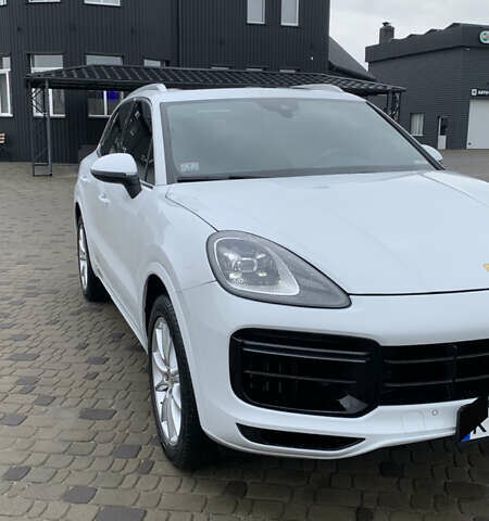 Білий Порше Cayenne, об'ємом двигуна 3 л та пробігом 84 тис. км за 49000 $, фото 5 на Automoto.ua