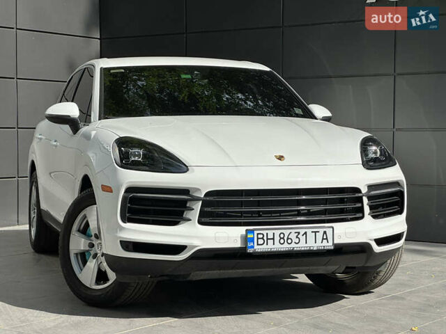 Порше Каен 2018 в Одессе на Automoto.ua Белый Порше Каен, объемом двигателя 3 л и пробегом 45 тыс. км за 52500 $, фото 5 на Automoto.ua