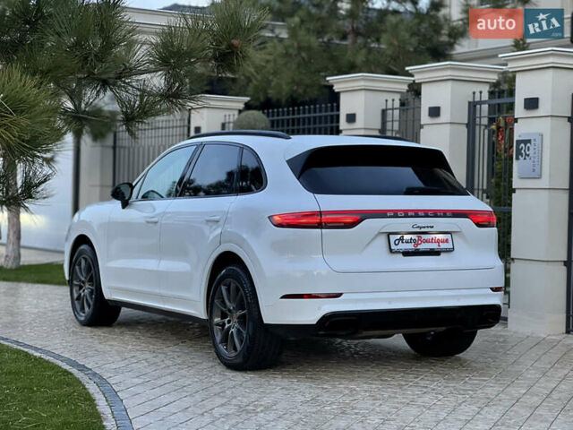 Порше Cayenne 2018 у Одесі на Automoto.ua Білий Порше Cayenne, об'ємом двигуна 3 л та пробігом 32 тис. км за 52000 $, фото 11 на Automoto.ua