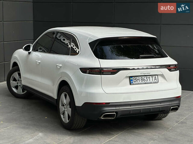 Порше Каен 2018 в Одессе на Automoto.ua Белый Порше Каен, объемом двигателя 3 л и пробегом 45 тыс. км за 52500 $, фото 8 на Automoto.ua