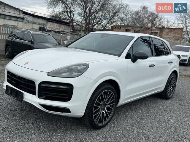 Білий Порше Cayenne, об'ємом двигуна 3 л та пробігом 33 тис. км за 59900 $, фото 17 на Automoto.ua