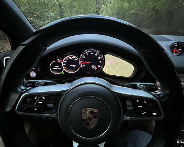 Белый Порше Каен, объемом двигателя 2.89 л и пробегом 121 тыс. км за 57000 $, фото 41 на Automoto.ua
