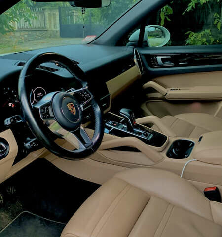 Білий Порше Cayenne, об'ємом двигуна 3 л та пробігом 84 тис. км за 49000 $, фото 4 на Automoto.ua