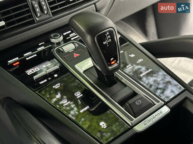 Порше Каен 2018 в Одессе на Automoto.ua Белый Порше Каен, объемом двигателя 3 л и пробегом 45 тыс. км за 52500 $, фото 63 на Automoto.ua