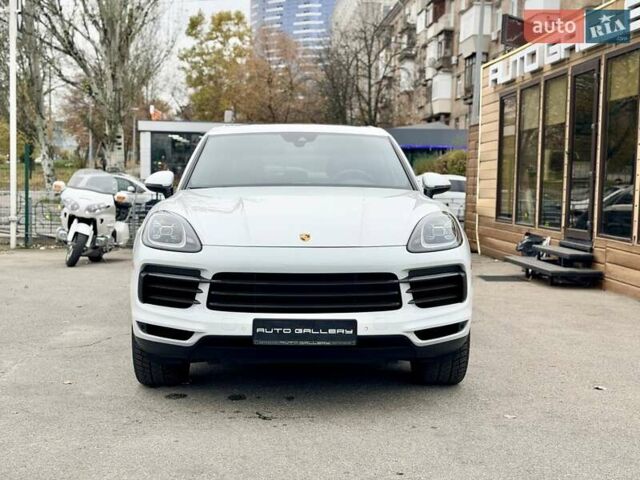 Білий Порше Cayenne, об'ємом двигуна 3 л та пробігом 90 тис. км за 49999 $, фото 4 на Automoto.ua
