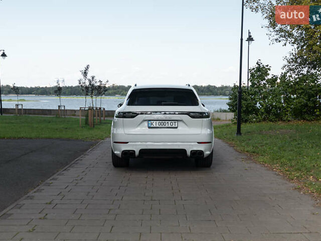 Белый Порше Каен, объемом двигателя 4 л и пробегом 36 тыс. км за 105000 $, фото 11 на Automoto.ua