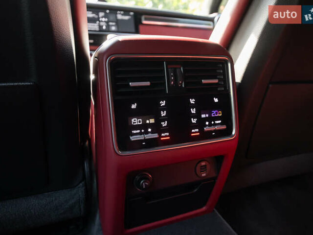 Белый Порше Каен, объемом двигателя 4 л и пробегом 36 тыс. км за 105000 $, фото 33 на Automoto.ua