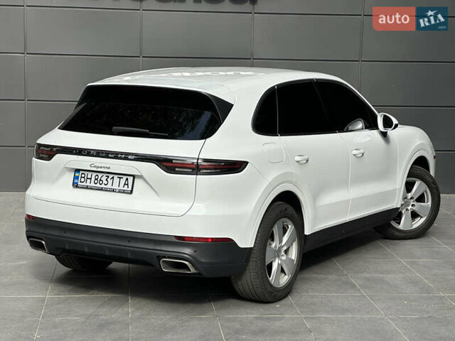 Порше Каен 2018 в Одессе на Automoto.ua Белый Порше Каен, объемом двигателя 3 л и пробегом 45 тыс. км за 52500 $, фото 18 на Automoto.ua