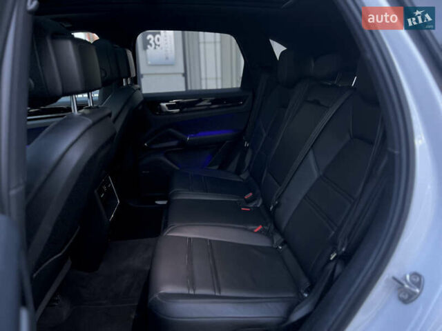 Порше Cayenne 2018 у Одесі на Automoto.ua Білий Порше Cayenne, об'ємом двигуна 3 л та пробігом 32 тис. км за 52000 $, фото 35 на Automoto.ua