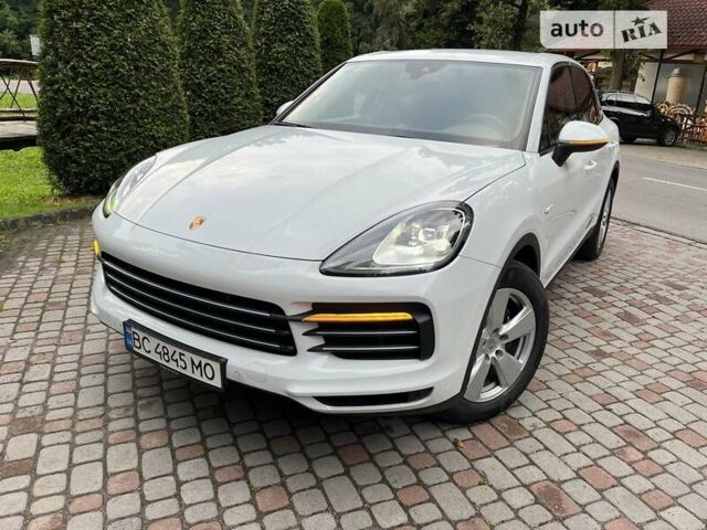 Білий Порше Cayenne, об'ємом двигуна 3 л та пробігом 74 тис. км за 73800 $, фото 8 на Automoto.ua