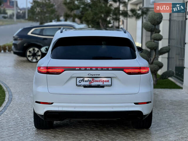 Порше Cayenne 2018 у Одесі на Automoto.ua Білий Порше Cayenne, об'ємом двигуна 3 л та пробігом 32 тис. км за 52000 $, фото 13 на Automoto.ua