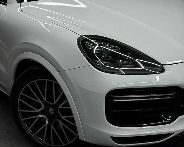 Порше Каен 2018 в Одессе на Automoto.ua Белый Порше Каен, объемом двигателя 2.9 л и пробегом 80 тыс. км за 67000 $, фото 1 на Automoto.ua