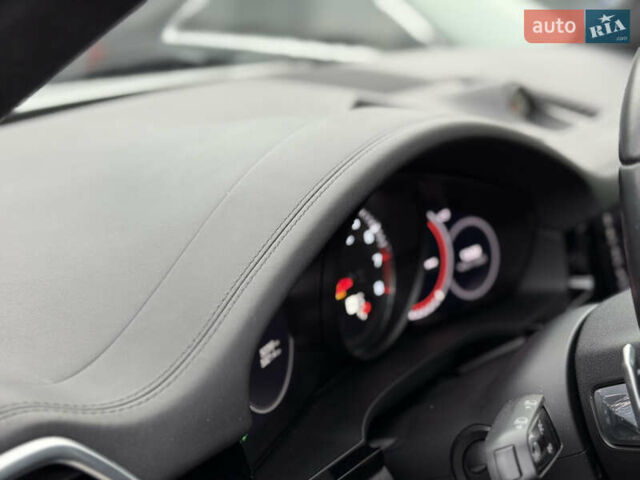 Белый Порше Каен, объемом двигателя 4 л и пробегом 52 тыс. км за 79000 $, фото 36 на Automoto.ua