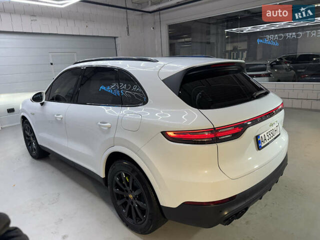 Білий Порше Cayenne, об'ємом двигуна 3 л та пробігом 75 тис. км за 71000 $, фото 10 на Automoto.ua
