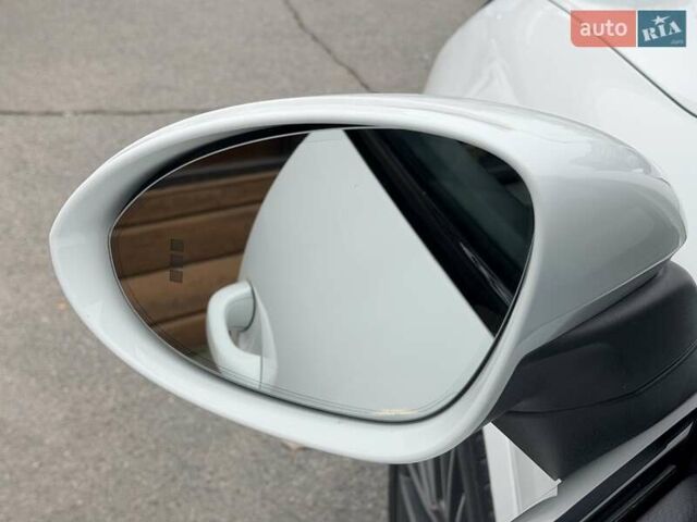 Білий Порше Cayenne, об'ємом двигуна 3 л та пробігом 90 тис. км за 49999 $, фото 12 на Automoto.ua