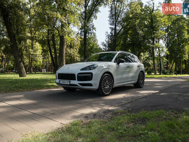 Белый Порше Каен, объемом двигателя 4 л и пробегом 36 тыс. км за 105000 $, фото 5 на Automoto.ua