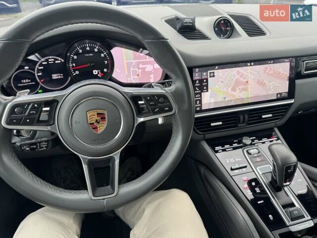 Білий Порше Cayenne, об'ємом двигуна 3 л та пробігом 33 тис. км за 59900 $, фото 4 на Automoto.ua