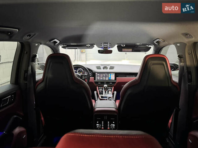 Білий Порше Cayenne, об'ємом двигуна 3 л та пробігом 75 тис. км за 71000 $, фото 69 на Automoto.ua