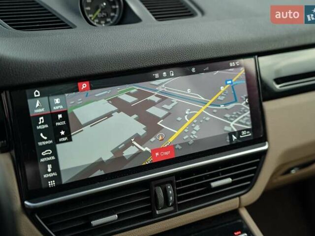 Білий Порше Cayenne, об'ємом двигуна 3 л та пробігом 60 тис. км за 64900 $, фото 45 на Automoto.ua