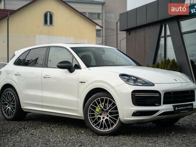 Білий Порше Cayenne, об'ємом двигуна 3 л та пробігом 60 тис. км за 64900 $, фото 10 на Automoto.ua