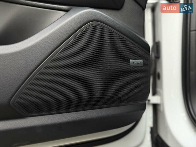 Білий Порше Cayenne, об'ємом двигуна 3 л та пробігом 45 тис. км за 59500 $, фото 24 на Automoto.ua