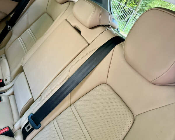 Порше Каен 2019 в Киеве на Automoto.ua Белый Порше Каен, объемом двигателя 3 л и пробегом 45 тыс. км за 62000 $, фото 30 на Automoto.ua