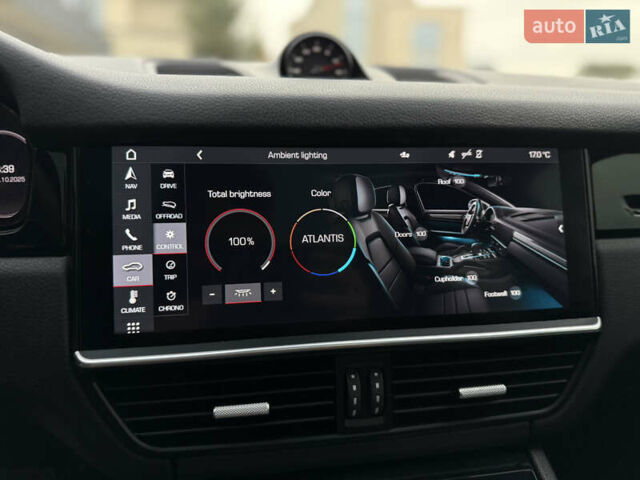 Білий Порше Cayenne, об'ємом двигуна 3 л та пробігом 45 тис. км за 59500 $, фото 42 на Automoto.ua