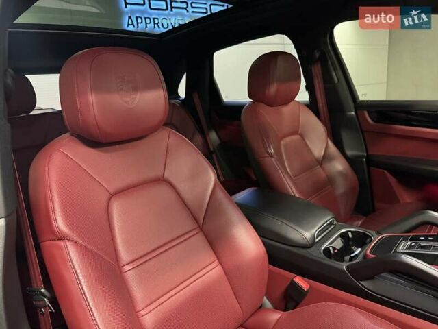 Белый Порше Каен, объемом двигателя 2.89 л и пробегом 62 тыс. км за 61255 $, фото 51 на Automoto.ua