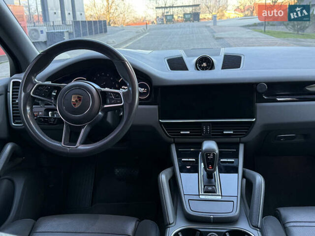 Белый Порше Каен, объемом двигателя 3 л и пробегом 124 тыс. км за 49500 $, фото 9 на Automoto.ua